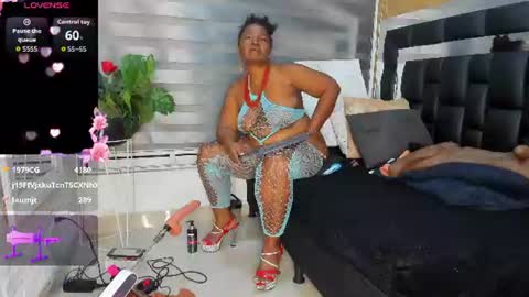 Snapshot of sheyla__ebony chatting on July 2026 11:43:01 PM sheyla__ebony online show from July 2026 11:43:01 PM