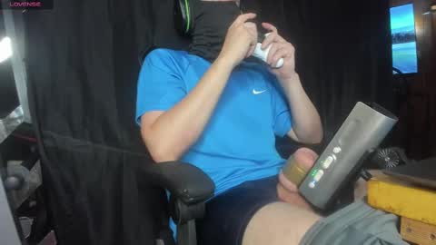 Snapshot of shibashamu chatting on October 2025 04:32:01 AM Daddy online show from October 2025 04:32:01 AM