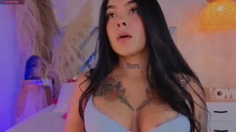 Snapshot of shimmer_lure chatting on October 2025 08:03:02 PM shimmer_lure online show from October 2025 08:03:02 PM