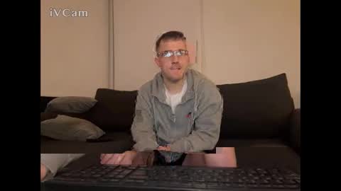 shinjisan0 online show from December 2024 10:43:01 PM