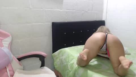 shira evans40 online show from March 2025 12:38:01 AM