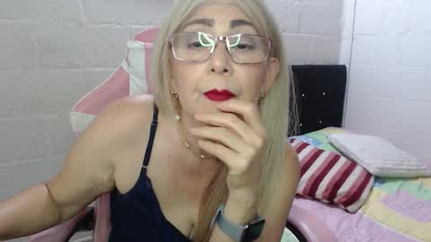 shira evans40 online show from November 2025 10:21:01 PM