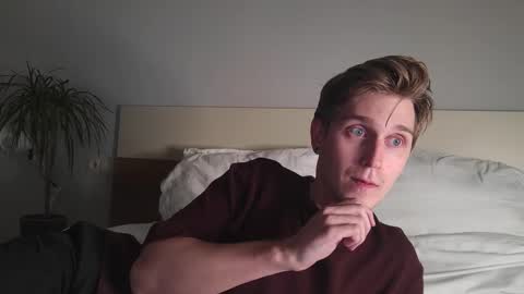 Matthew online show from October 2025 09:24:01 PM