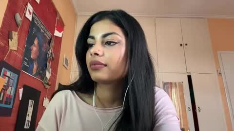 Snapshot of shirleendurrah chatting on April 2026 02:21:01 PM Karin online show from April 2026 02:21:01 PM