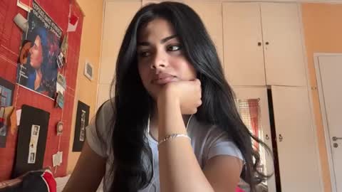 Snapshot of shirleendurrah chatting on April 2026 08:13:01 AM Karin online show from April 2026 08:13:01 AM
