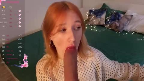 Anna online show from November 2025 06:10:01 PM