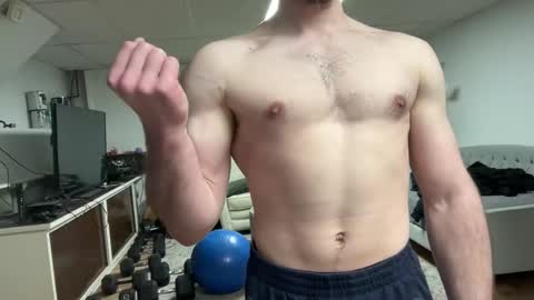 shirtlesshunk15 online show from April 2026 11:40:02 PM