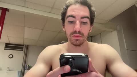 shirtlesshunk15 online show from May 2026 02:17:02 AM