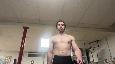 shirtlesshunk15 online show from May 2026 11:33:02 PM