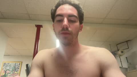 shirtlesshunk15 online show from June 2026 07:51:02 PM