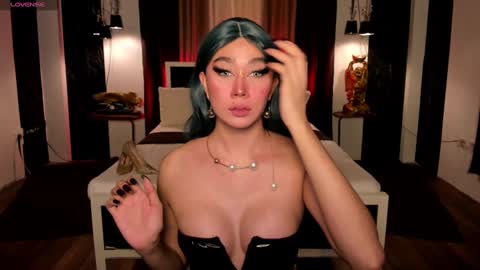 WET AND WILD YHANNA online show from December 2024 07:04:02 AM