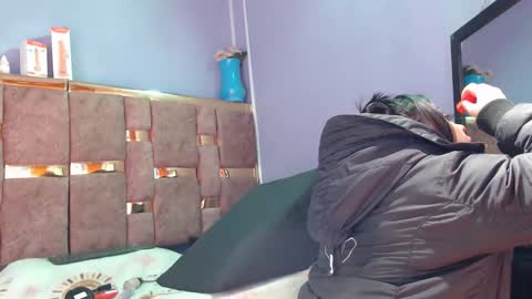 Shizuka online show from December 2025 03:55:01 AM