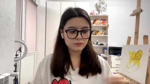 Marie online show from March 2026 12:34:01 PM