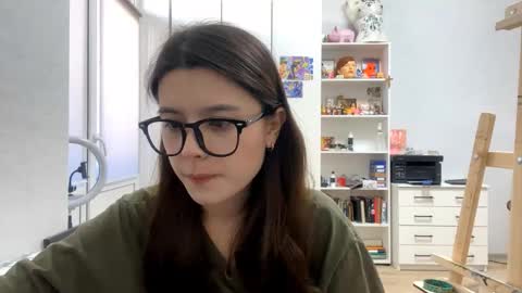 Marie online show from March 2026 12:11:01 PM
