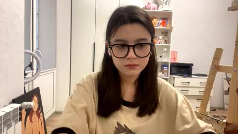 Marie online show from March 2026 12:30:02 PM
