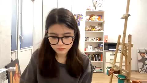 Marie online show from March 2026 12:30:02 PM