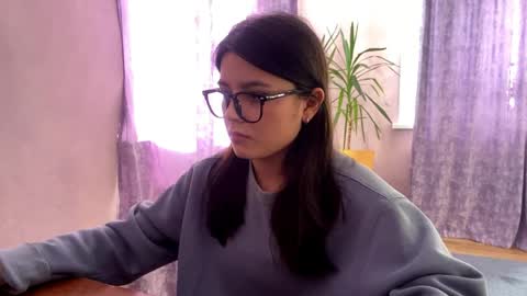Marie online show from May 2026 02:54:01 PM