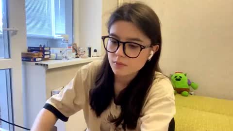 Marie online show from June 2026 02:30:02 PM