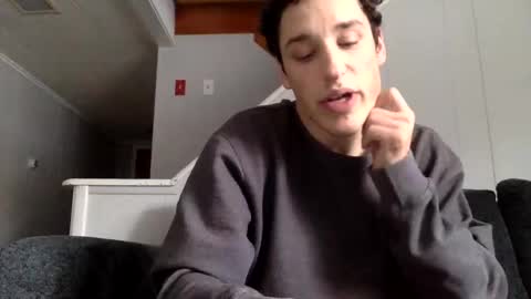 shortiesn40s online show from February 2026 07:08:01 PM