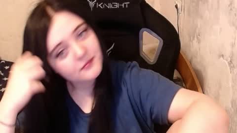 Snapshot of show_for_you chatting on December 2024 03:44:01 PM show_for_you online show from December 2024 03:44:01 PM