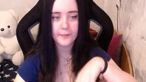 Snapshot of show_for_you chatting on January 2025 11:01:02 AM show_for_you online show from January 2025 11:01:02 AM