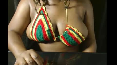 Snapshot of shuga05 chatting on September 2025 04:23:01 AM Shuga online show from September 2025 04:23:01 AM