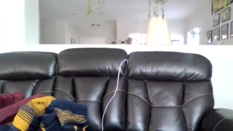 shwmeyours online show from October 2025 06:57:02 PM