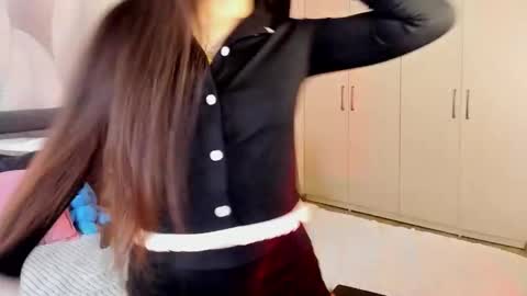 Mika online show from November 2025 03:06:01 AM