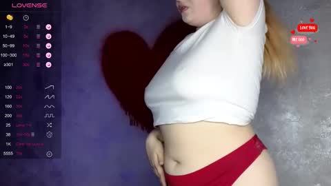 Molly online show from October 2025 11:16:01 PM