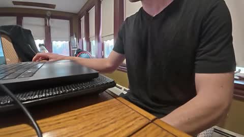 Snapshot of shy_guy_spc chatting on March 2026 10:53:01 PM shy guy spc online show from March 2026 10:53:01 PM