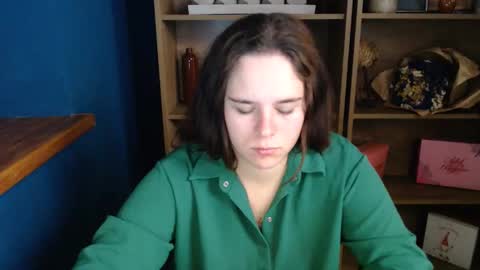 Snapshot of shy_lil chatting on October 2025 05:59:02 AM shy_lil online show from October 2025 05:59:02 AM