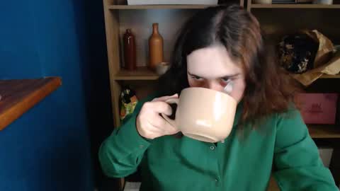 Snapshot of shy_lil chatting on October 2025 11:21:01 AM shy_lil online show from October 2025 11:21:01 AM