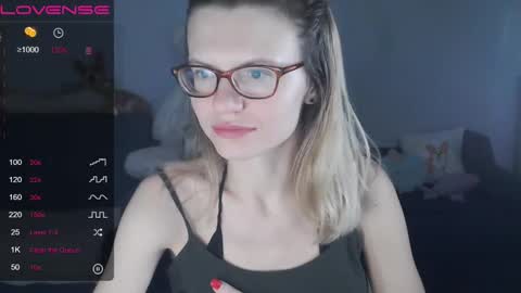 Snapshot of shy_moony chatting on March 2025 11:43:02 PM just Alex online show from March 2025 11:43:02 PM