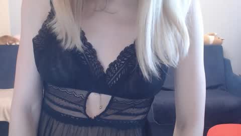 Snapshot of shy_moony chatting on March 2026 06:22:02 PM just Alex online show from March 2026 06:22:02 PM