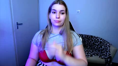 Snapshot of shy_nerd_babyy chatting on February 2026 03:35:01 PM shy_nerd_babyy online show from February 2026 03:35:01 PM