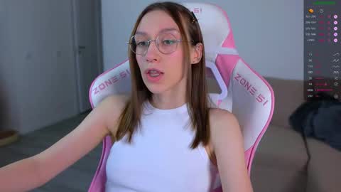 Snapshot of shy_or_horny chatting on February 2026 09:54:02 PM HI i am Marcy online show from February 2026 09:54:02 PM