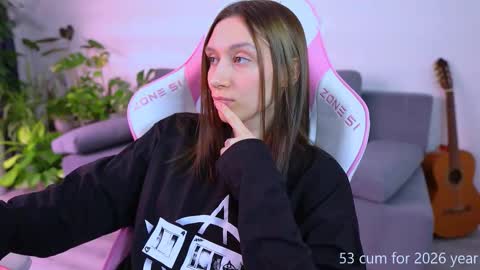 Snapshot of shy_or_horny chatting on February 2026 10:37:02 AM HI i am Marcy online show from February 2026 10:37:02 AM