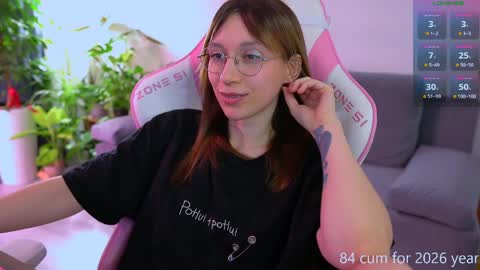 Snapshot of shy_or_horny chatting on April 2026 05:19:08 AM HI i am Marcy online show from April 2026 05:19:08 AM