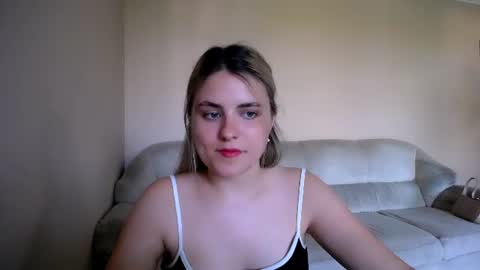 Snapshot of shy_sabrina_ chatting on June 2026 02:49:02 PM shy_sabrina_ online show from June 2026 02:49:02 PM