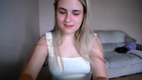 shy_sabrina_ online show from July 2026 01:35:02 PM
