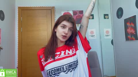 Snapshot of shybella_girl chatting on January 2025 10:39:01 AM Bella online show from January 2025 10:39:01 AM