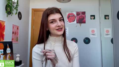 Snapshot of shybella_girl chatting on February 2025 07:34:01 AM Bella online show from February 2025 07:34:01 AM
