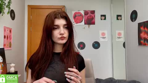 Snapshot of shybella_girl chatting on February 2025 08:27:02 AM Bella online show from February 2025 08:27:02 AM