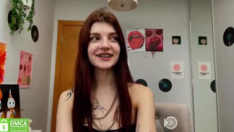Snapshot of shybella_girl chatting on February 2025 10:20:02 AM Bella online show from February 2025 10:20:02 AM