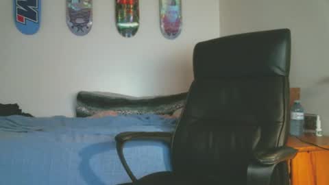 shyboyhugecum2020 online show from September 2025 02:28:02 AM