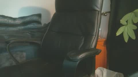 Snapshot of shyboyhugecum2020 chatting on February 2026 04:30:01 AM shyboyhugecum2020 online show from February 2026 04:30:01 AM