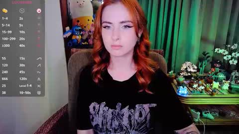 Snapshot of shyfoxxxy chatting on March 2026 08:07:01 AM Effie online show from March 2026 08:07:01 AM