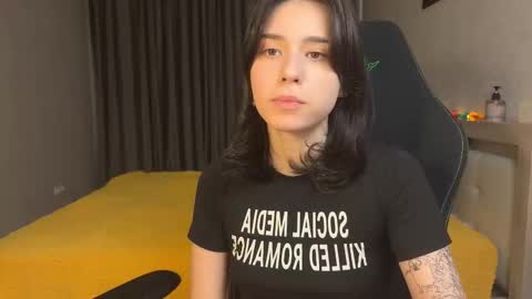 Snapshot of shygaze chatting on December 2025 12:17:01 AM shygaze online show from December 2025 12:17:01 AM