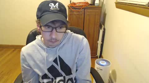 shyguy19755 online show from January 2025 03:39:02 AM