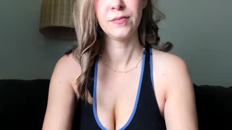 Snapshot of shylamarie1 chatting on December 2024 06:09:02 PM Shyla Marie online show from December 2024 06:09:02 PM